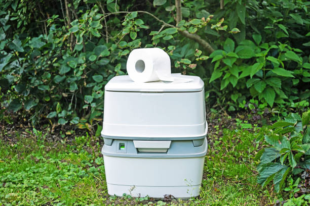 Best Portable restroom trailer rental  in Dalton, PA